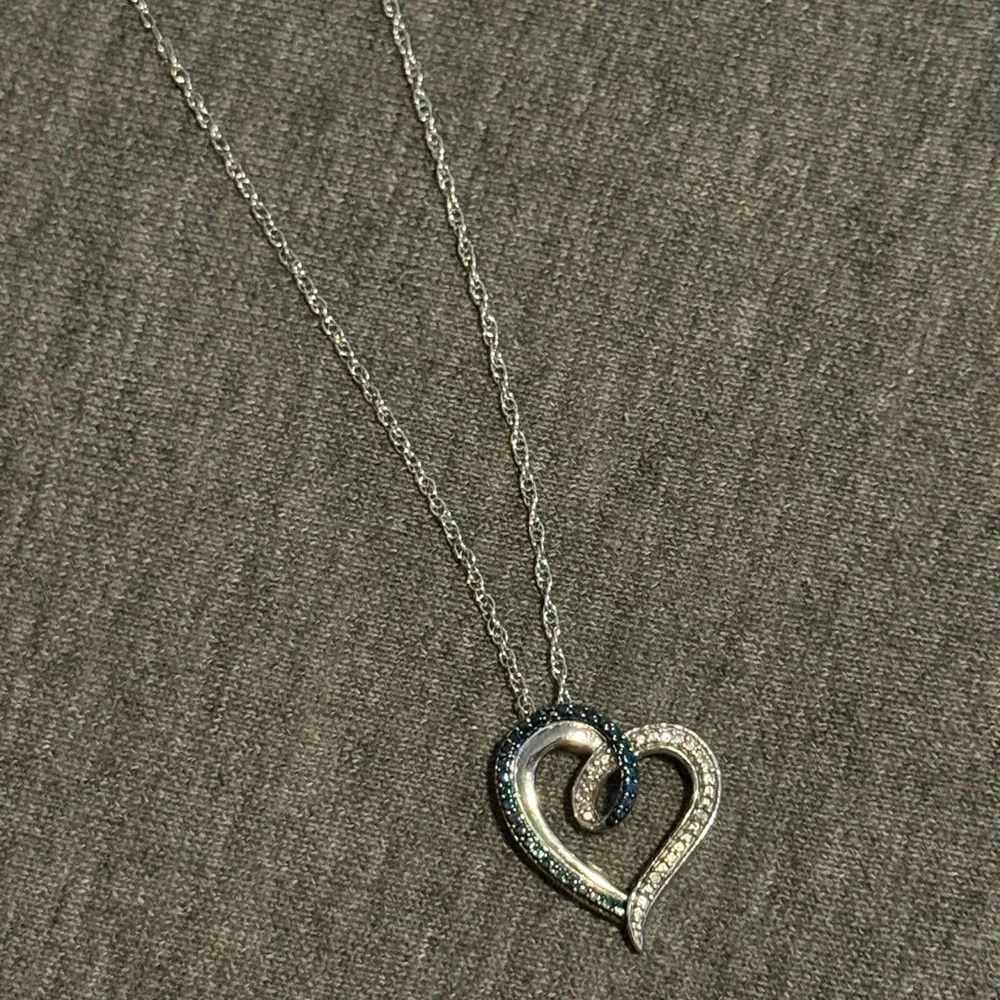 925 REAL black and white diamond heart pendant necklace. From Kay’s - Picture 3 of 5